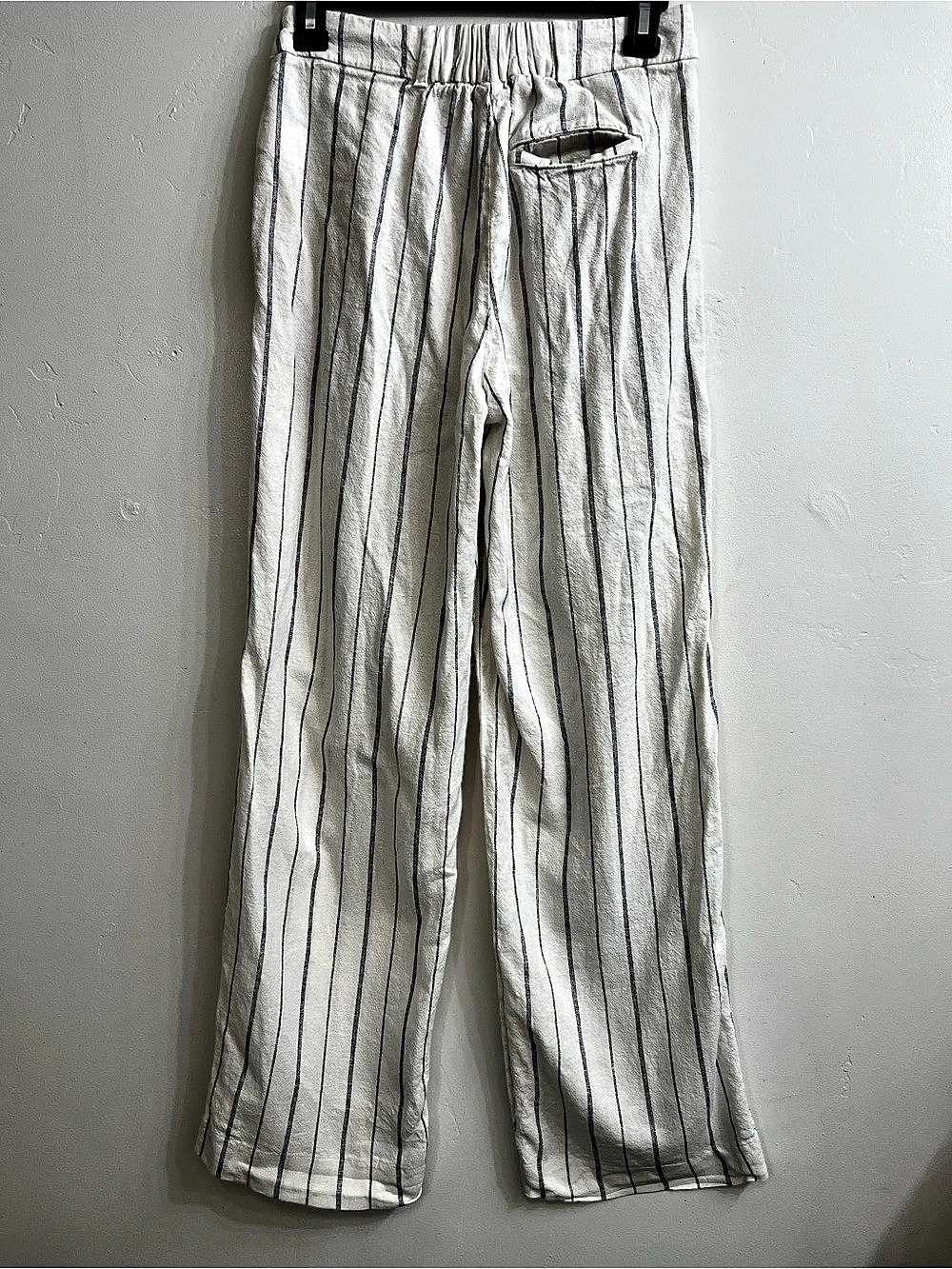 Old Navy Women's Striped Wide Leg Pants in White & Gray Size XS